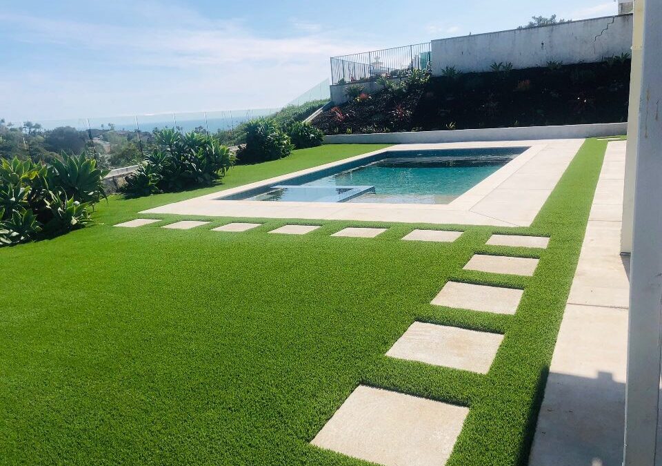 Create a Summer Oasis With Artificial Turf